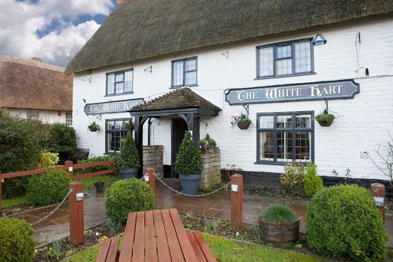 The White Hart, Wroughton Bed & Breakfast Swindon Ngoại thất bức ảnh